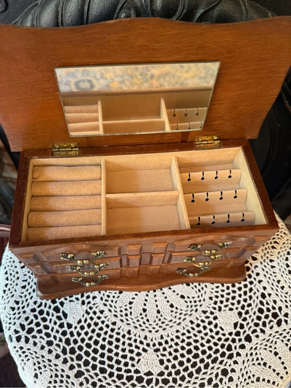 Montgomery Ward lovely vintage